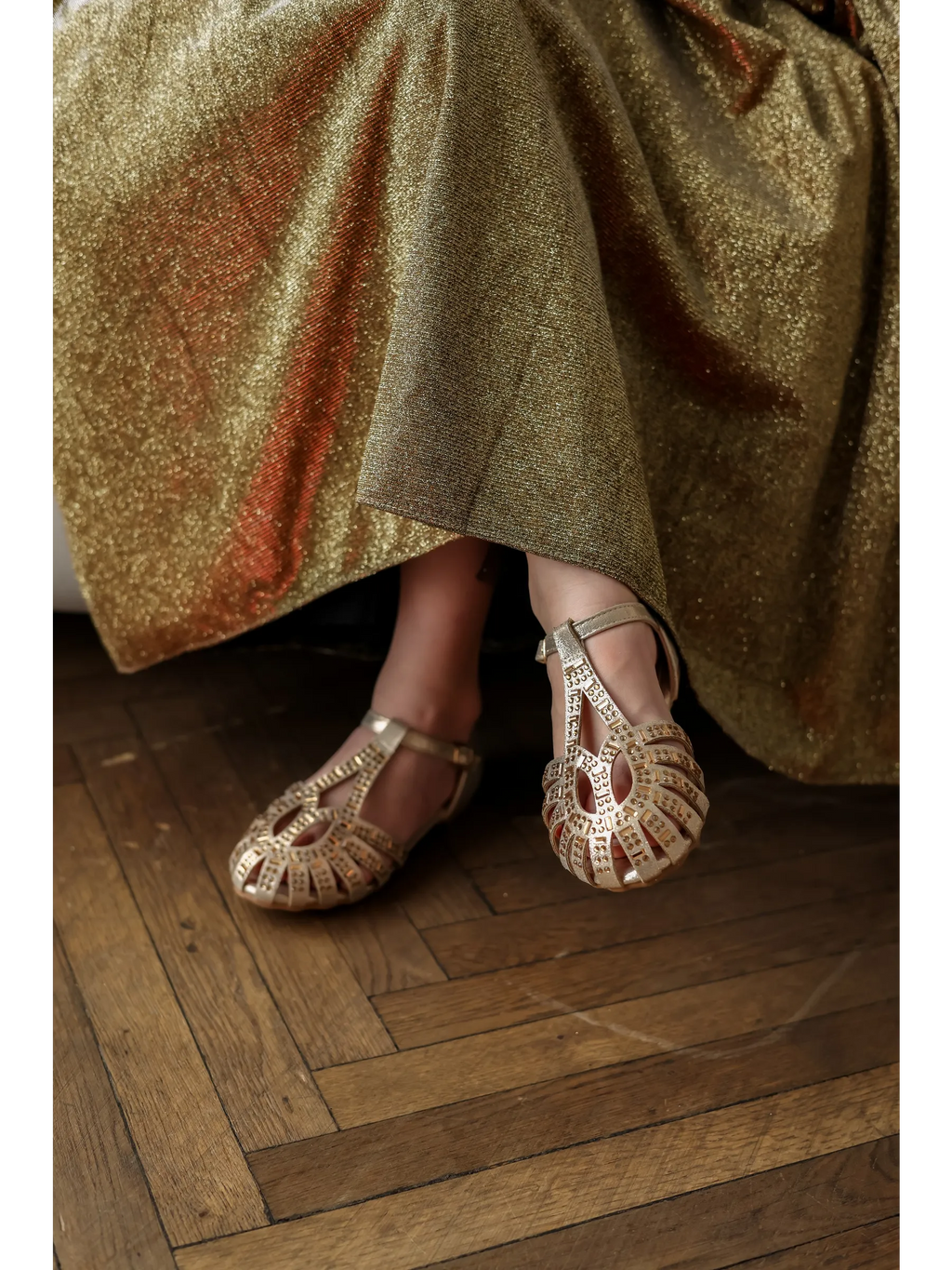zapatos de fiesta para niña MiLi sandalias beige y dorado con strass (11)