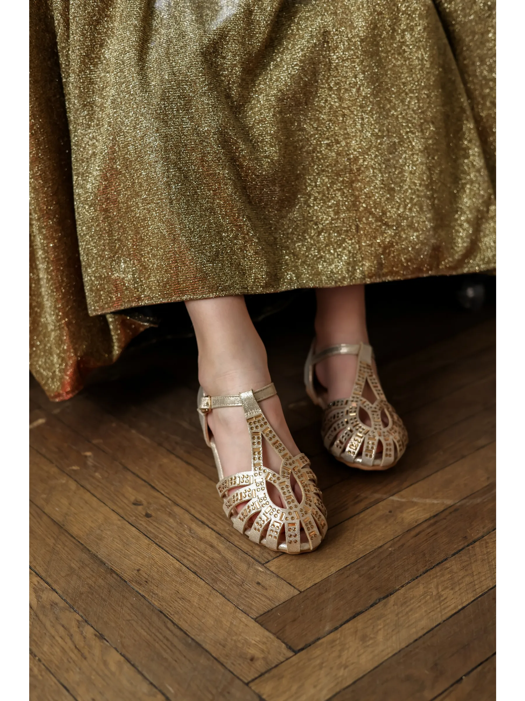 zapatos de fiesta para niña MiLi sandalias beige y dorado con strass (14)