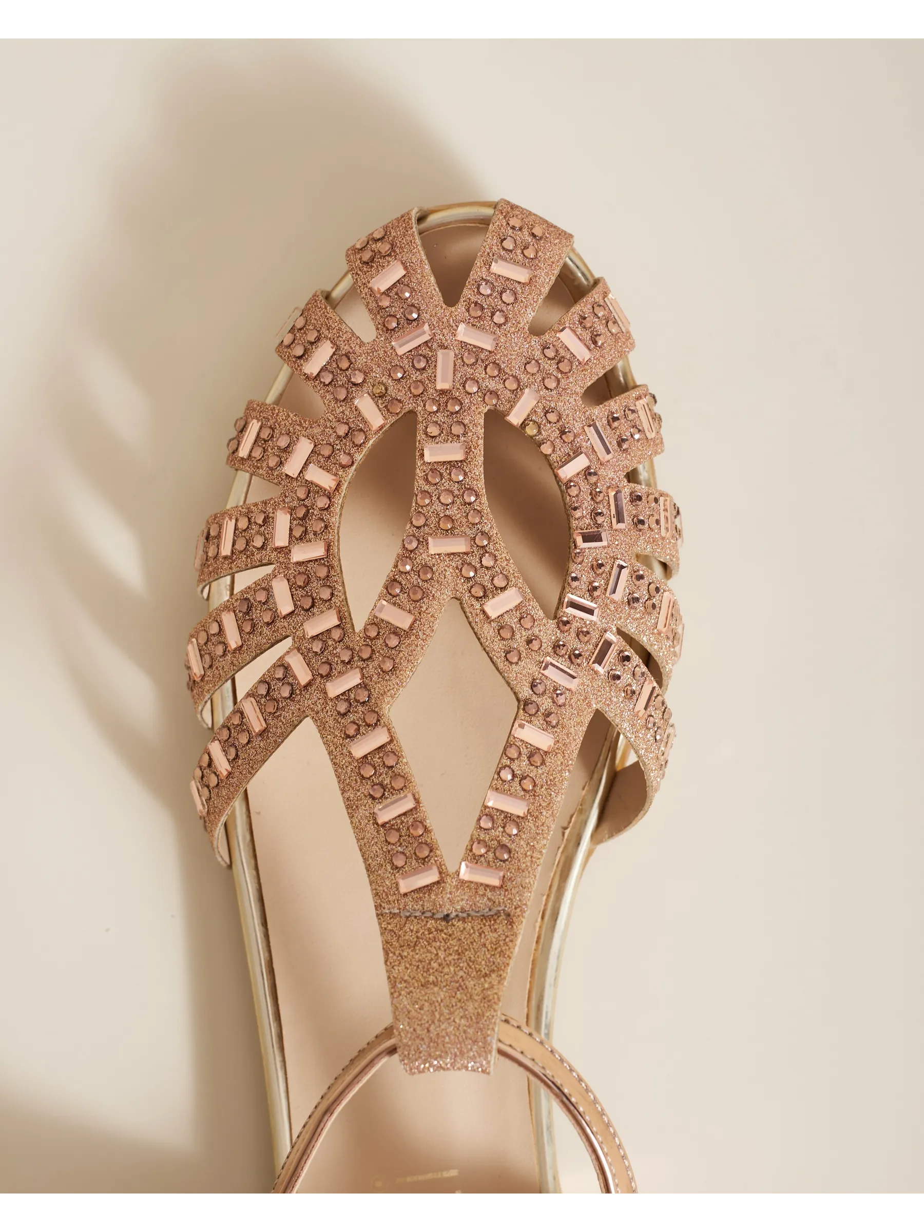 zapatos de fiesta para niña MiLi sandalias beige y dorado con strass (18)
