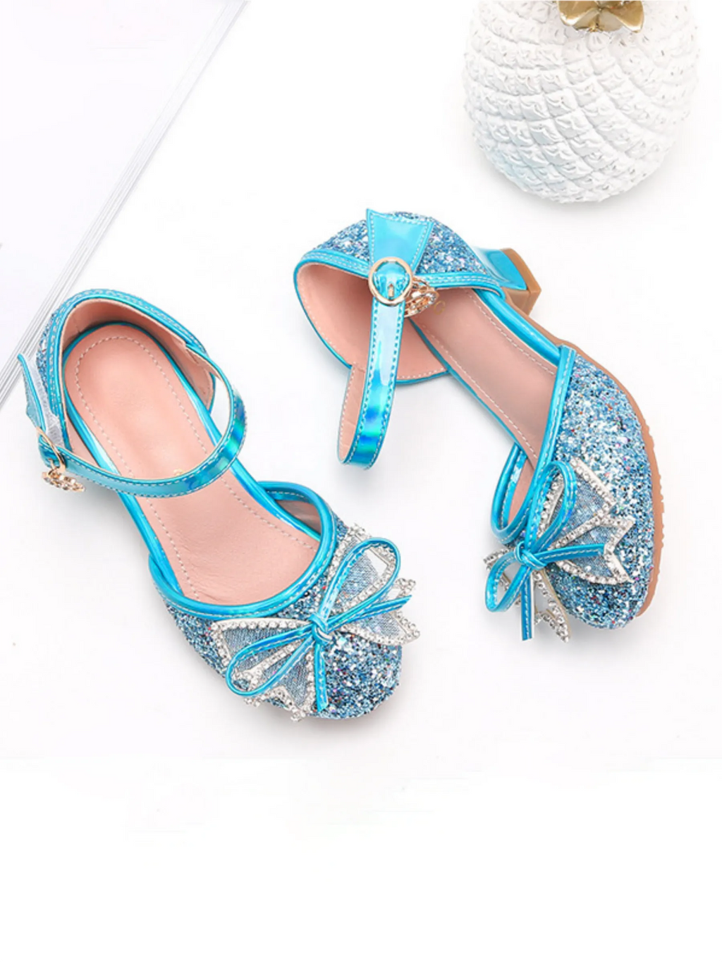 zapatos de fiesta para niña MiLi modelo pump celeste con moños (1)