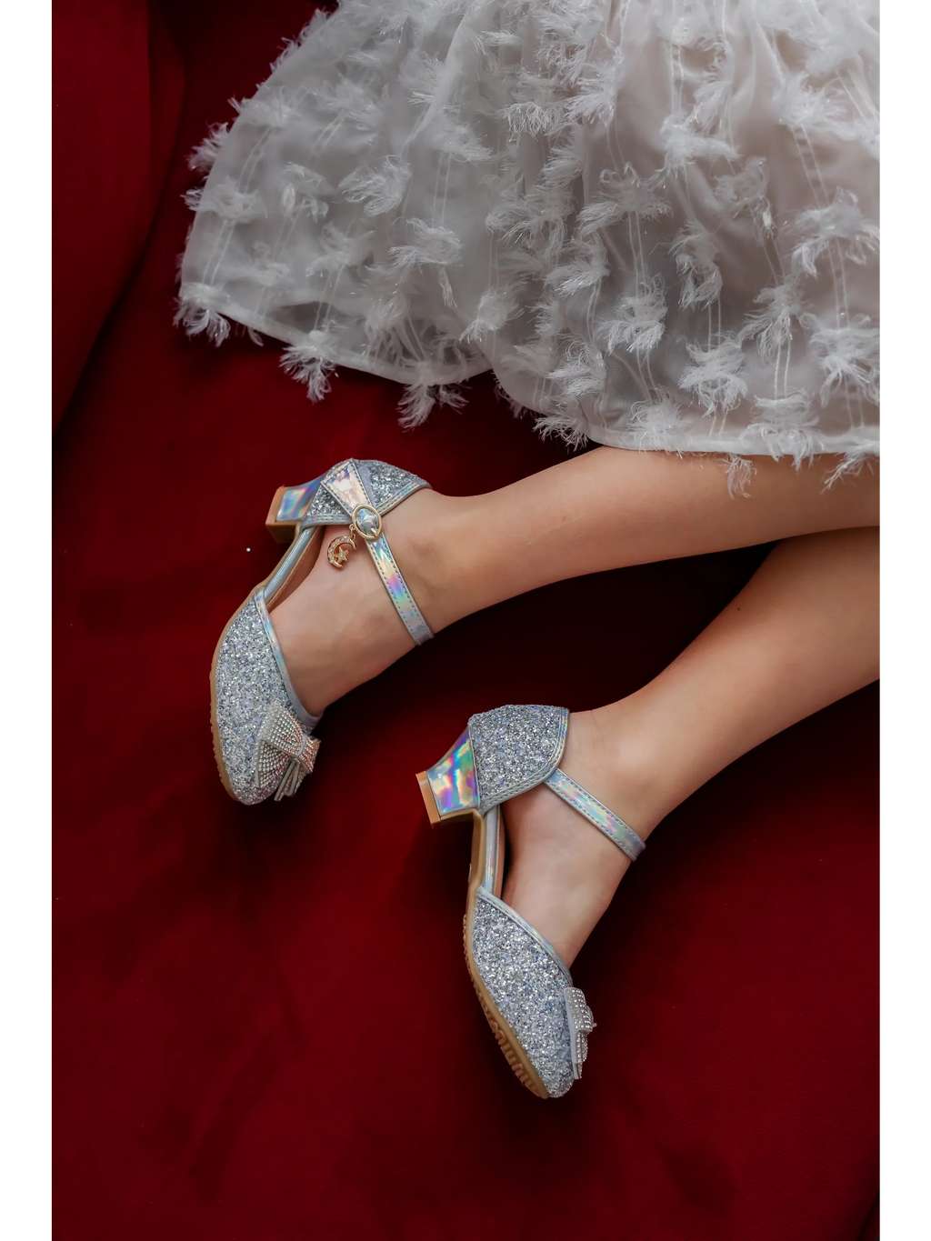 zapatos de fiesta para niña MiLi plateados con tacón y strass (23)