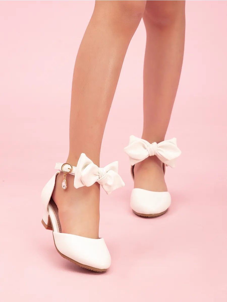 zapatos de fiesta para niña MiLi con tacón blanco y moño (2)