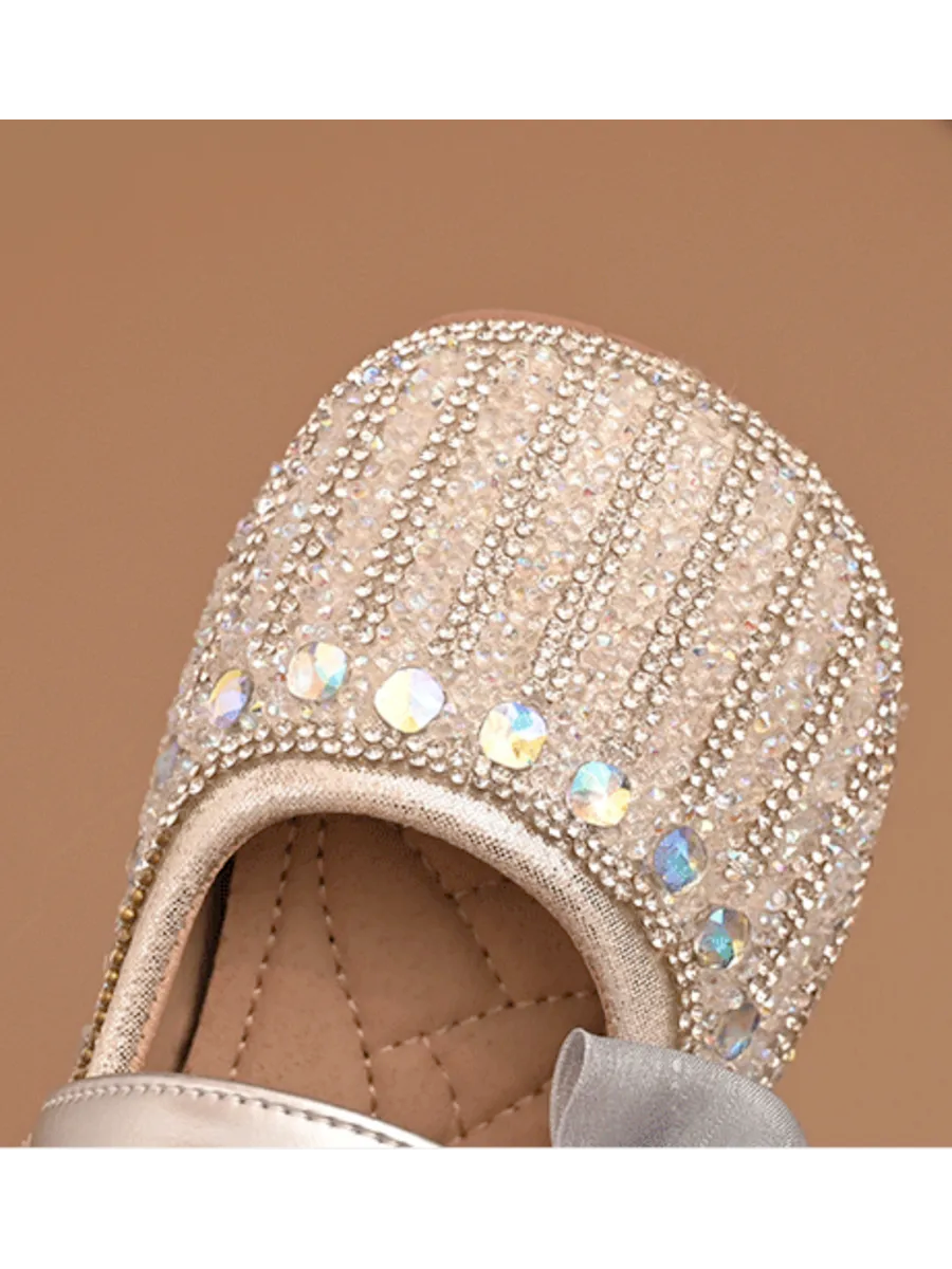 zapatos de fiesta para niña MiLi tipo salón plateado con strass (3)