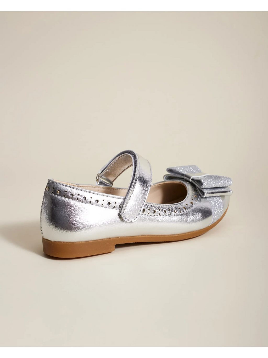 zapatos de fiesta para niña MiLi cerrados plateados con strass (7)